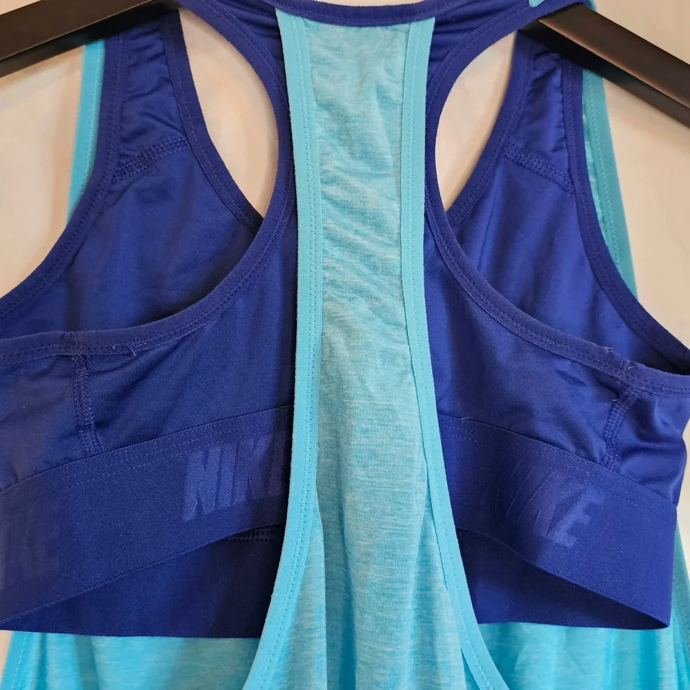 Nike Small Dri-FIT 2-in-1 Training Tank Top with Built-in Sports Bra Turquoise